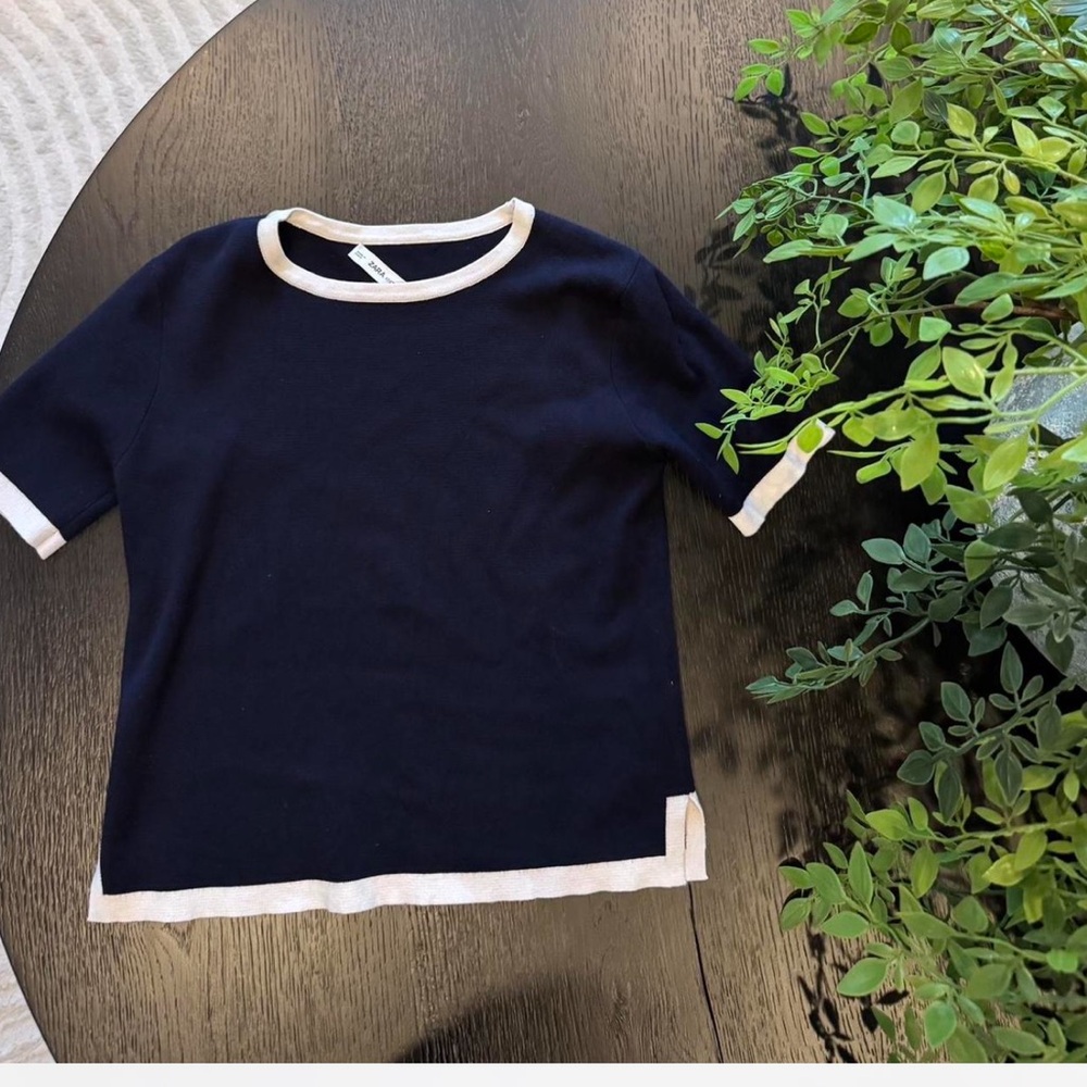 Zara navy and cream short sleeve knit top